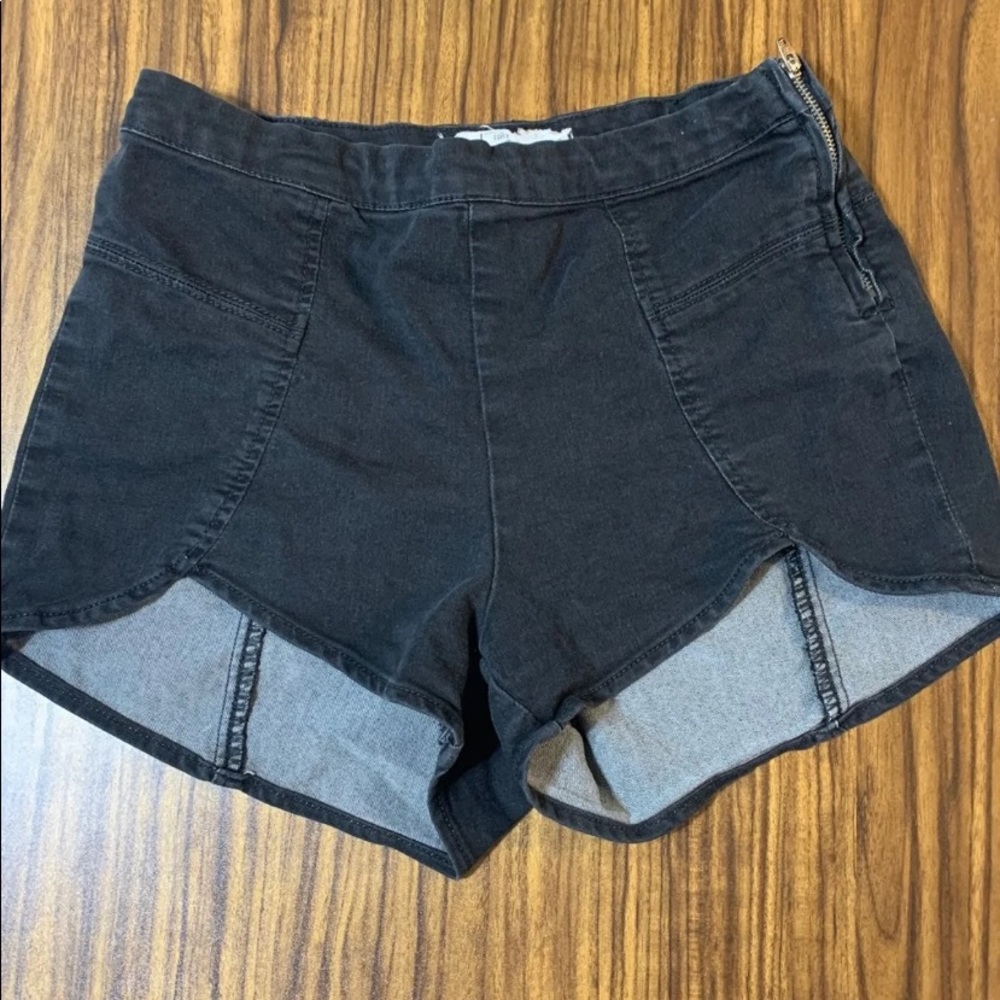 Free people black denim shorts size 27